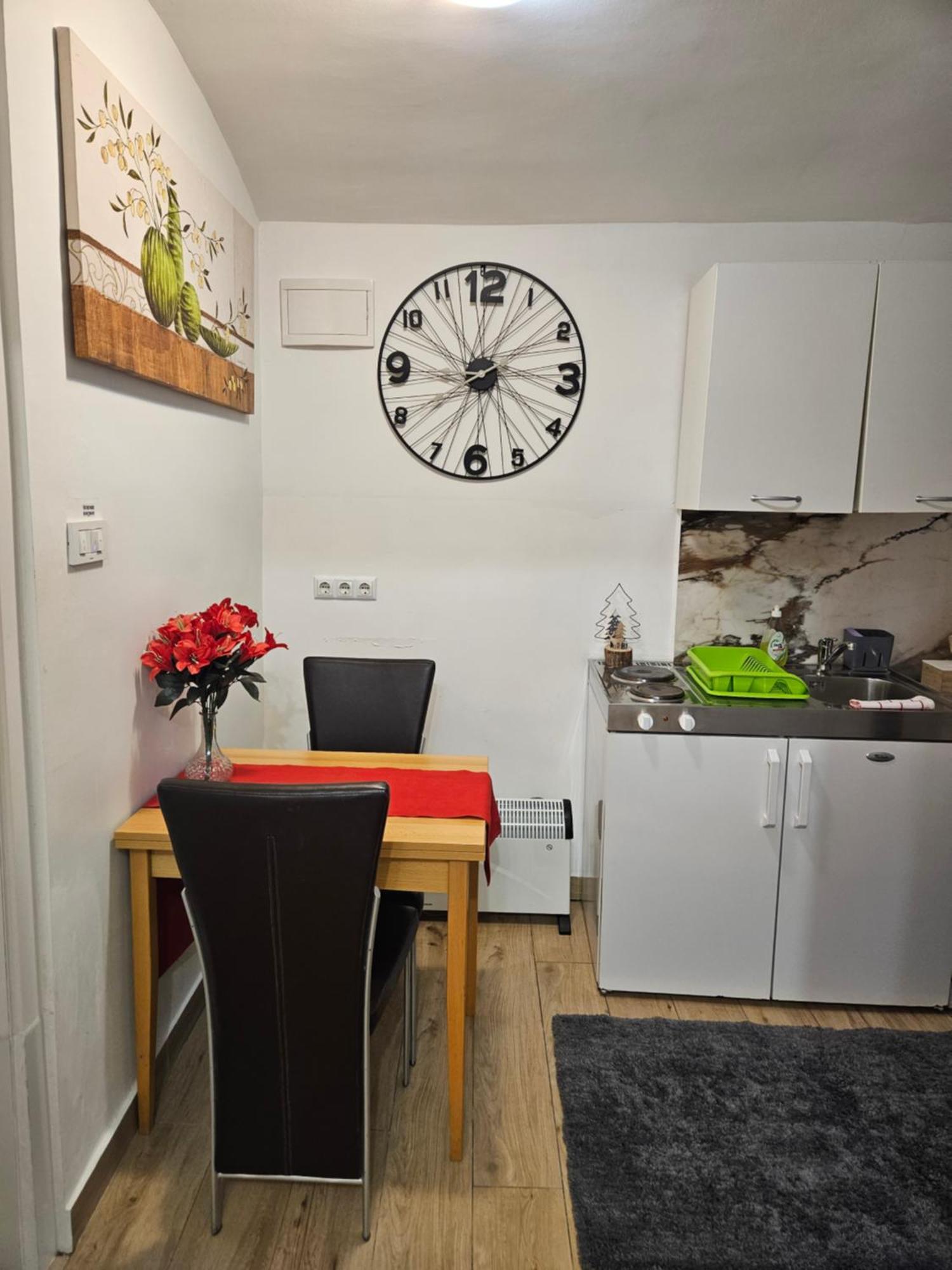 Apartment Maja - Strict Center Of Zagreb Exterior foto